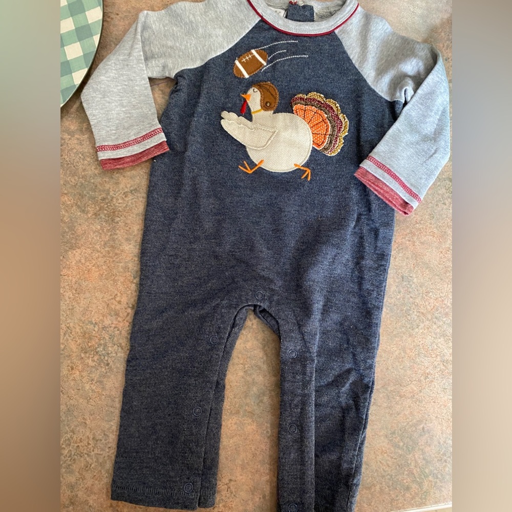 Thanksgiving Turkey and football mud pie outfit